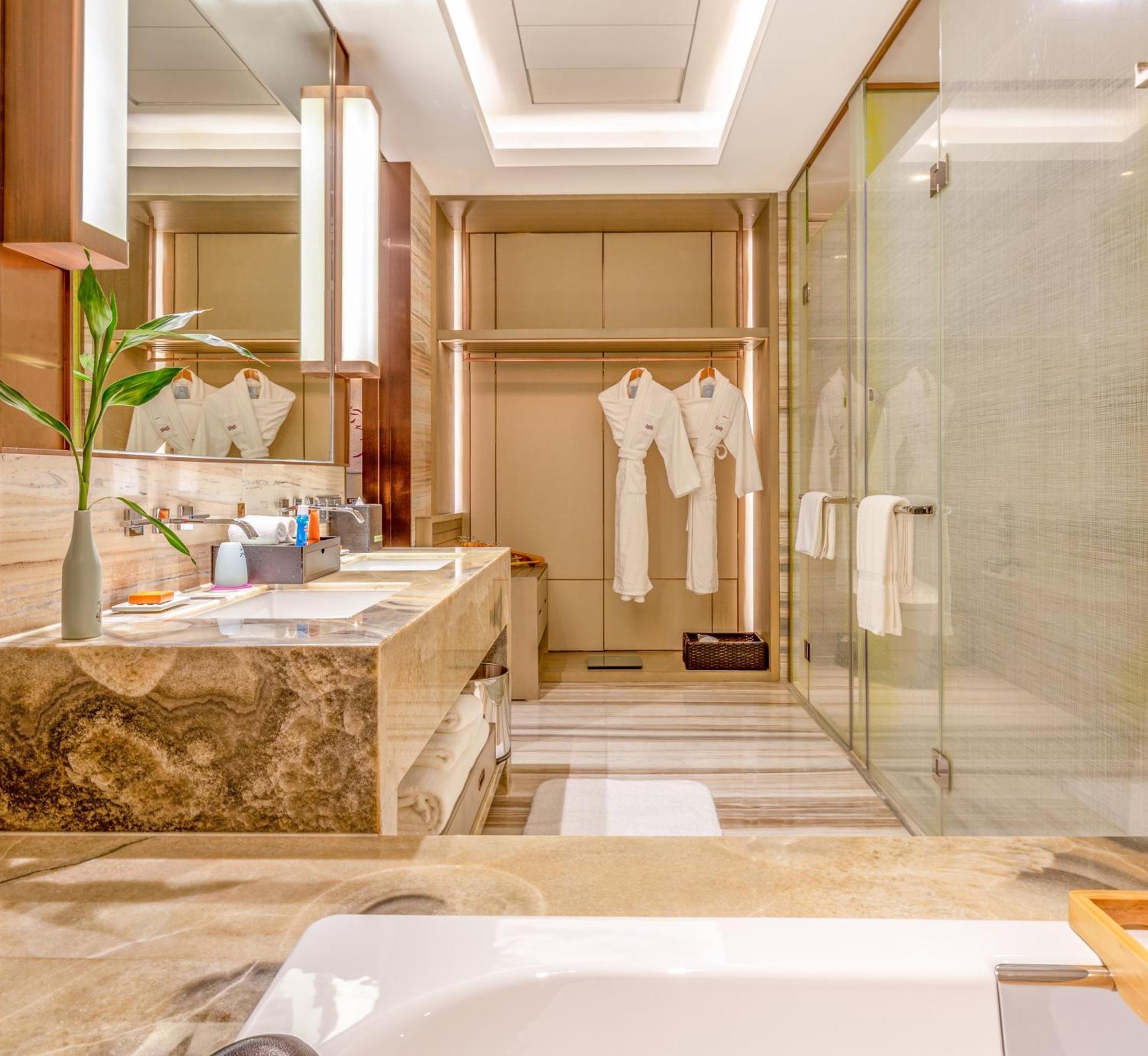 Crowne Plaza Yibin By Ihg Hotel Kültér fotó